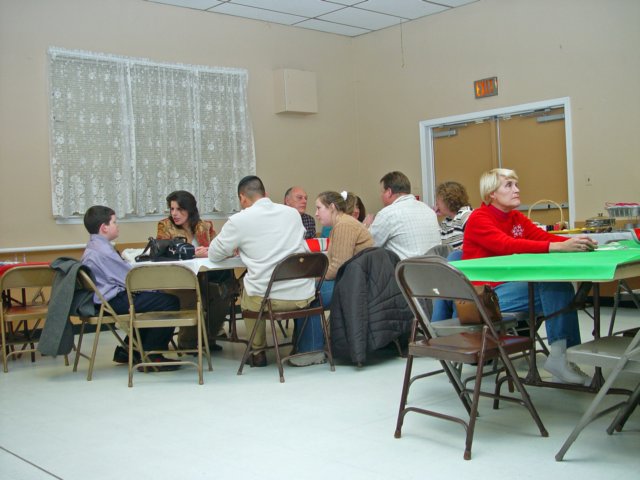 ihachristmasparty006_edited1.jpg