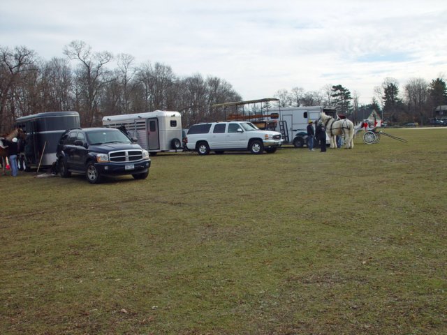 islipchristmasparade021_edited1.jpg