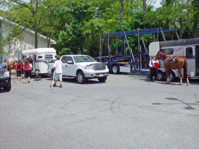 memorialdayparade052509095_edited1.jpg