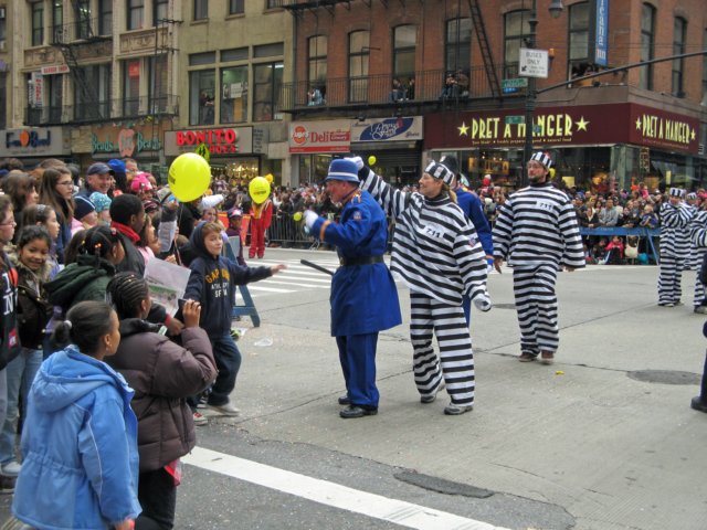 macysthanksgivingdayparade046_edited1.jpg