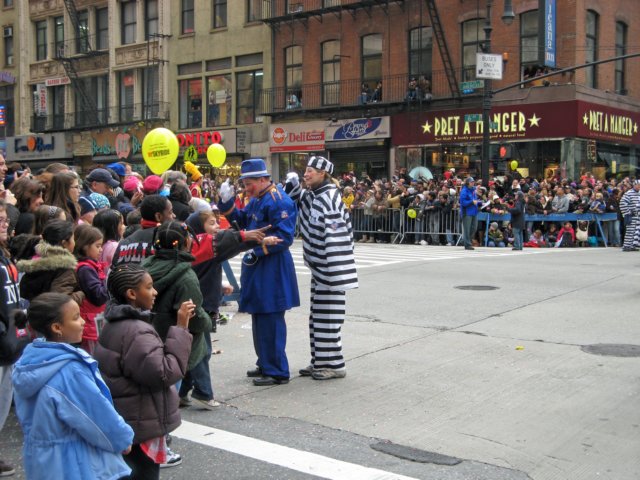 macysthanksgivingdayparade047_edited1.jpg