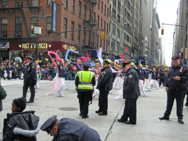 macysthanksgivingdayparade052_edited1.jpg