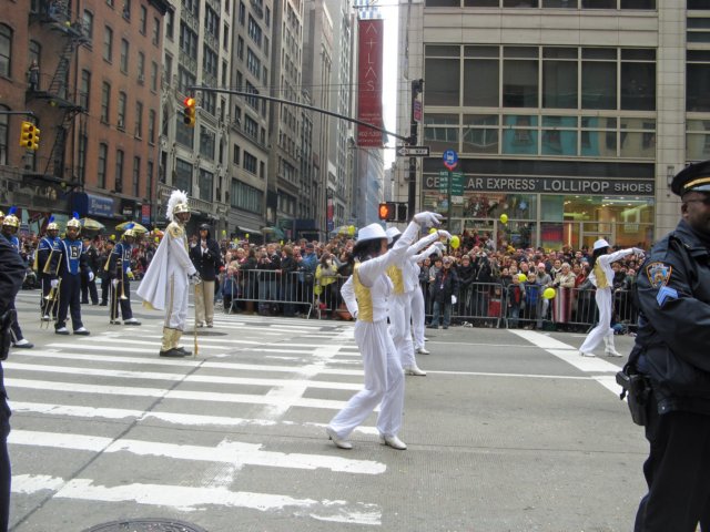 macysthanksgivingdayparade076_edited1.jpg