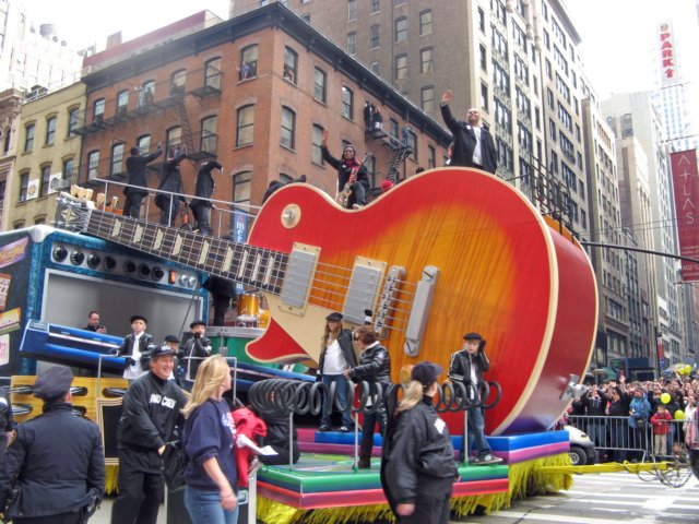 macysthanksgivingdayparade096_edited1.jpg