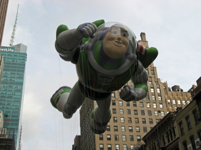 macysthanksgivingdayparade117_edited1.jpg