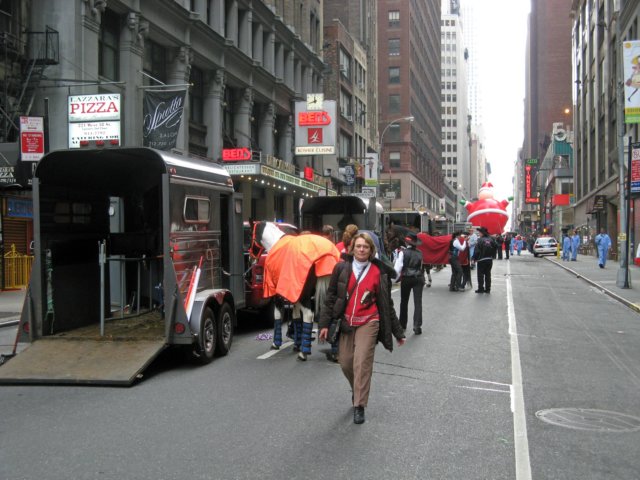 macysthanksgivingdayparade143_edited1.jpg